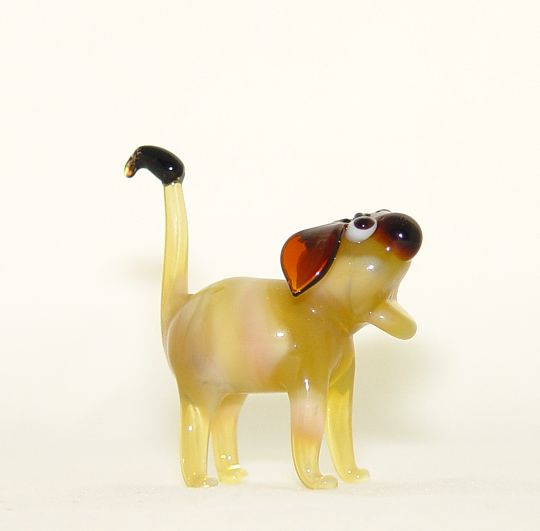 Glasfigur Hund Moppy Länge ca. 4 cm Höhe ca. 3 cm