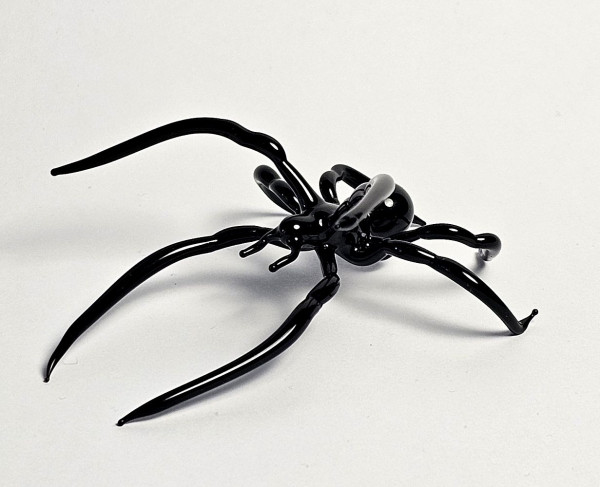 Spinne klein schwarz Breite 8cm Länge 9cm