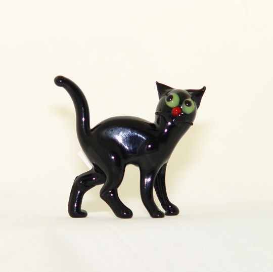 Katze schwarz stehend Länge ca. 7 cm  Höhe ca. 7 cm