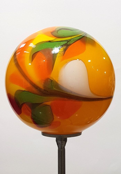 Gartenobjekt Kugel 15cm orange bunt inkl. Eisenstab  Gesamthöhe ca. 1,15 m
