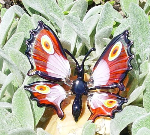 Schmetterling klein stehend rot Länge ca. 10 cm  Breite ca. 10 cm