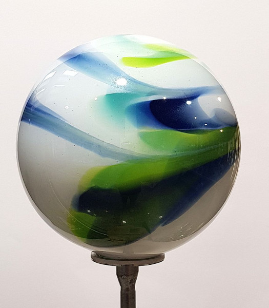 Gartenobjekt Kugel 15cm weiß mint blau inkl. Eisenstab  Gesamthöhe ca. 1,15 m